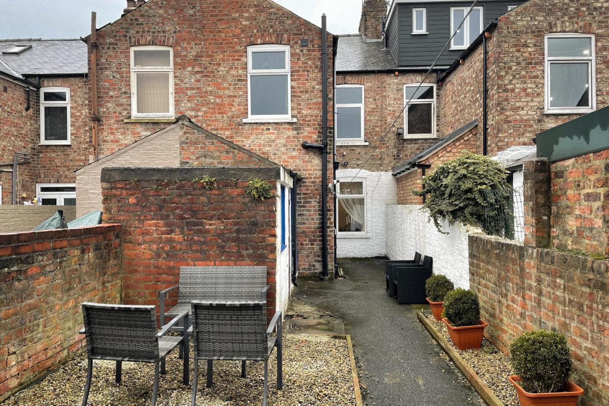 The Groves - Quaint Victorian Home - Free Parking 约克 外观 照片